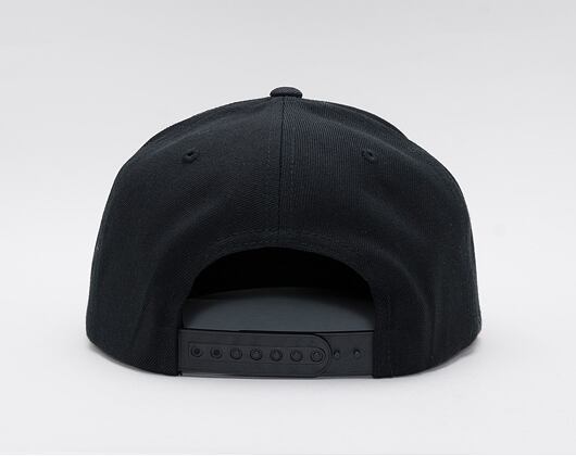 Kšiltovka Yupoong Classic Snapback Black / Green Undervisor