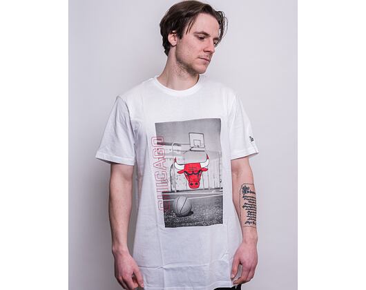 Triko New Era NBA PhotoGraphic Chicago Bulls Optic White