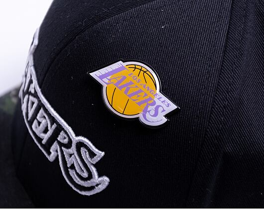 Kšiltovka Mitchell & Ness Los Angeles Lakers INTL830 TIGER CAMO 110 Black/Camo