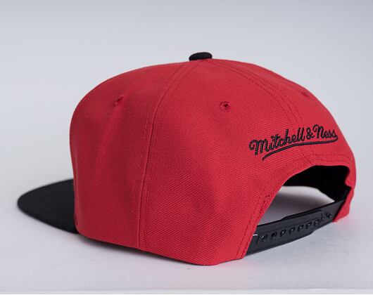 Kšiltovka Mitchell & Ness Philadelphia 76ers Team Insider Snapback HWC Red / Black