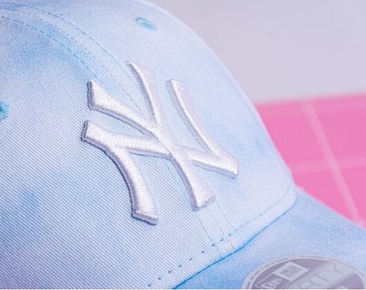 Dámská kšiltovka New Era 9FORTY Womens MLB Pastel Tie Dye New York Yankees Sky / White
