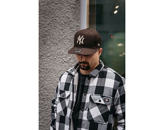 Kšiltovka New Era 9FIFTY MLB League Essential New York Yankees Brown / Stone