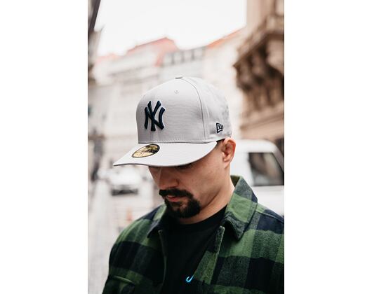 Kšiltovka New Era 59FIFTY MLB Side Patch New York Yankees Graphite / Team Color