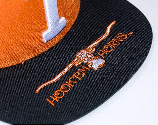 Kšiltovka Mitchell & Ness LOGO BILL SNAPBACK University Of Texas At Austin Orange / Black