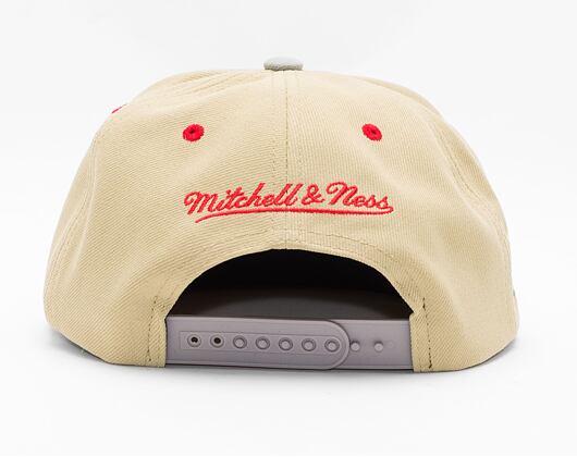 Kšiltovka Mitchell & Ness CLASSIC CANVAS SNAPBACK Chicago Bulls Tan