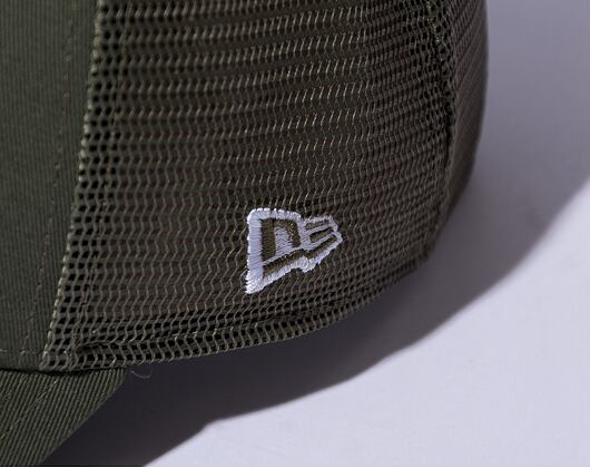 Kšiltovka New Era 9FORTY Seasonal Trucker Redbull F1 Olive