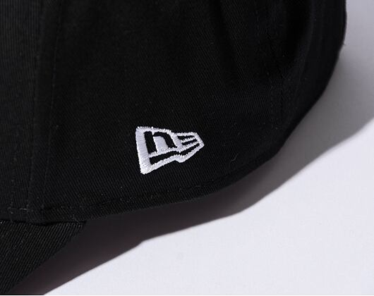 Kšiltovka New Era 9FORTY NBA Gradient Infill Chicago Bulls Black / Team Color