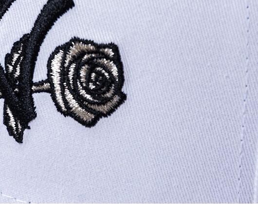 Dámská kšiltovka New Era 9FORTY Womens MLB Floral Metallic New York Yankees Optic White