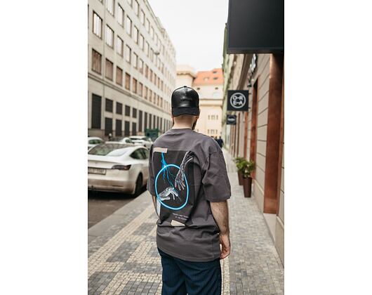 Triko Karl Kani Small Signature Kaniverse Destroyed Tee Anthracite