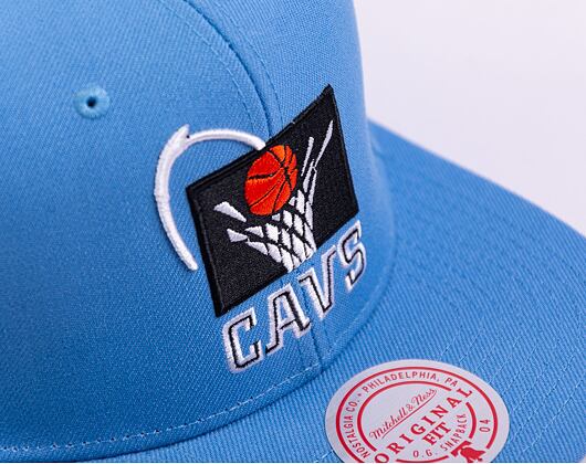 Kšiltovka Mitchell & Ness NBA Conference Patch Snapback Hwc Cleveland Cavaliers Light Blue