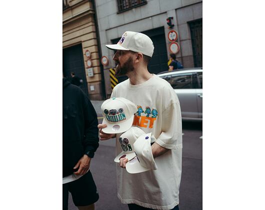 Kšiltovka Mitchell & Ness NBA Reframe Retro Snapback Hwc Boston Celtics Off White
