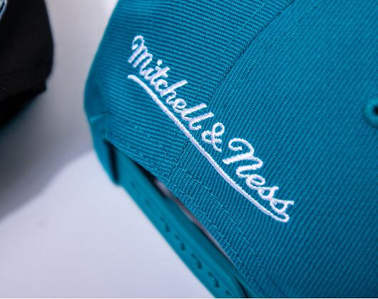 Kšiltovka Mitchell & Ness NBA Detroit Pistons Team Ground 2.0 Snapback teal