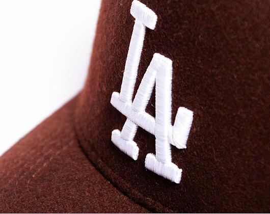 Kšiltovka New Era 9FORTY E-Frame MLB Melton Los Angeles Dodgers Dark Brown / White