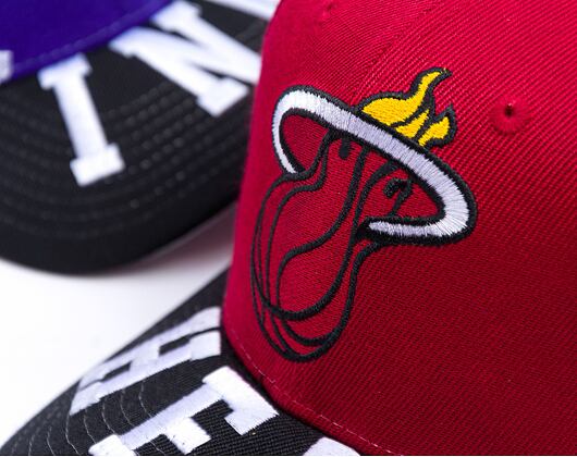 Kšiltovka Mitchell & Ness - Miami Heat - Underarch Pro Snapback - Red