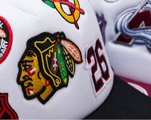 Kšiltovka Mitchell & Ness - Gridlock Trucker - Chicago Blackhawks - White