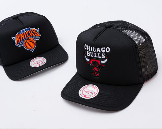 Kšiltovka Mitchell & Ness - Hidden Trucker - Chicago Bulls - Black