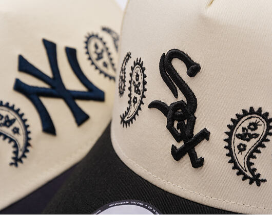 Kšiltovka New Era - MLB Paisley Bandana 9FORTY A-Frame - Chicago White Sox - Cream / Black
