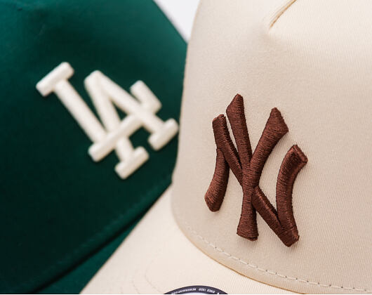 Kšiltovka New Era - MLB League Essential 9FORTY A-Frame - NY Yankees - Cream / Auburn