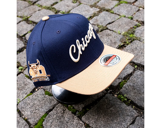 Kšiltovka Mitchell & Ness - Sand Storm Classic Red - Chicago Bulls - Navy/Sand