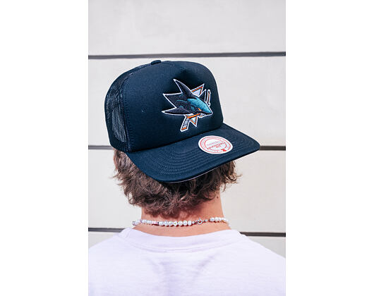 Kšiltovka Mitchell & Ness - Evergreen Trucker - San Jose Sharks - Black