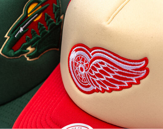 Kšiltovka Mitchell & Ness - NHL Vintage Block Trucker - Detroit Red Wings - Cream