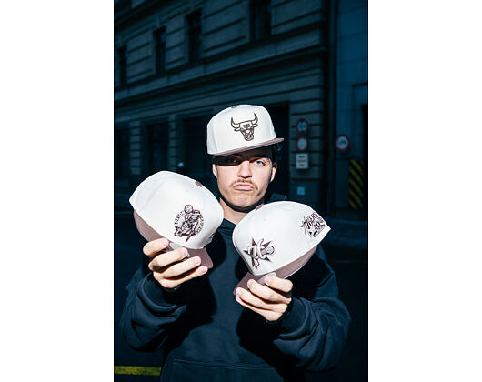 Kšiltovka Mitchell & Ness - NBA Fashion Basic 2T Snapback - Chicago Bulls - Cream