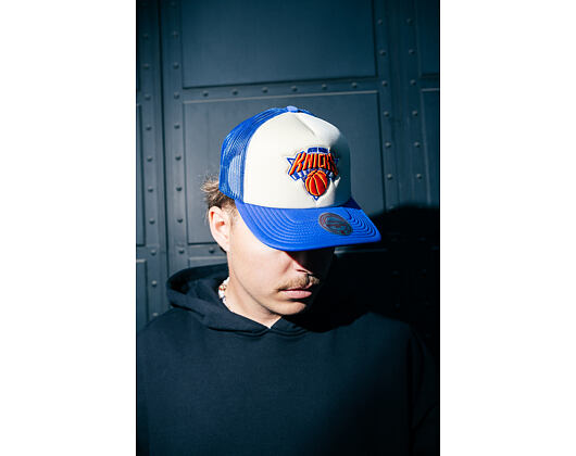 Kšiltovka Mitchell & Ness - NBA Vintage Block Trucker - New York Knicks - Cream