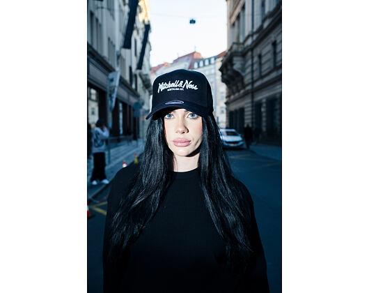 Kšiltovka Mitchell & Ness - Branded Pinscript Classic Red - Black / White