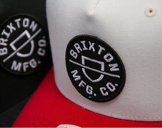 Kšiltovka Brixton - Crest MP Snapback - Off White/Rush