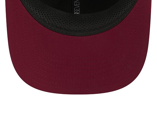 Kšiltovka New Era - NFL 2026 Sideline 9SEVENTY Stretch-Snap - Washington Commanders - Team Color