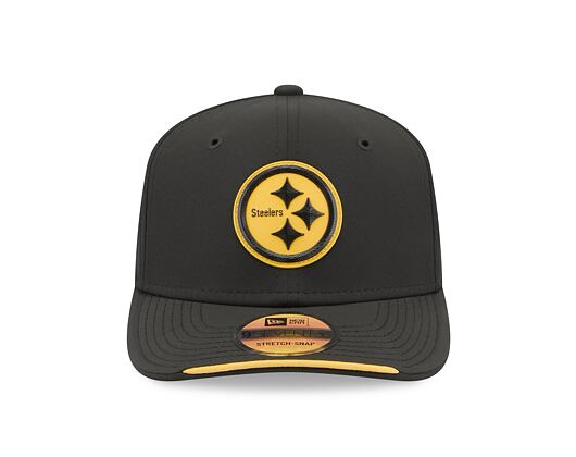 Kšiltovka New Era - NFL 2026 Sideline 9SEVENTY Stretch-Snap - Pittsburgh Steelers - Team Color