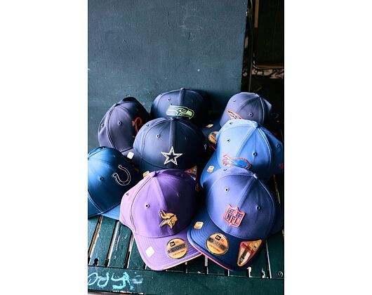 Kšiltovka New Era - NFL 2026 Sideline 9SEVENTY Stretch-Snap - Minnesota Vikings - Team Color