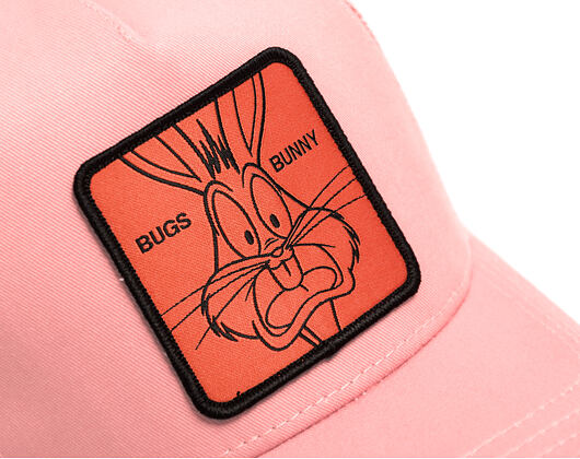 Kšiltovka Capslab - Looney Tunes Trucker - Bugs Bunny Line Art Patch - Coral