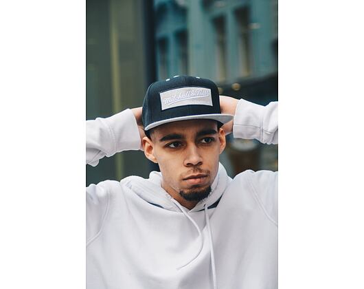 Kšiltovka Mitchell & Ness 2 Tone Label Black/Grey Snapback