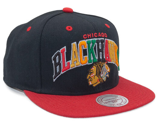 Kšiltovka Mitchell & Ness Chicago Blackhawks Team Arch Tri-Pop Black Snapback