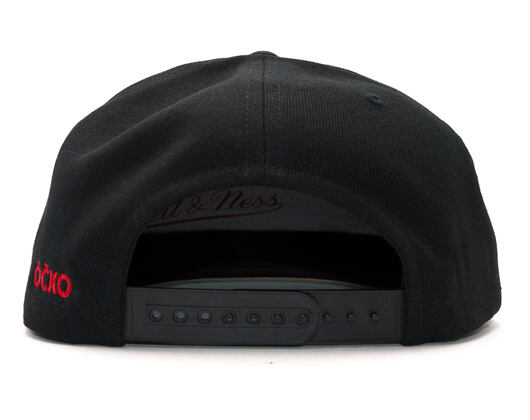 Kšiltovka Snapbacks.cz Ultimate Black Coil ÓČKO Snapback