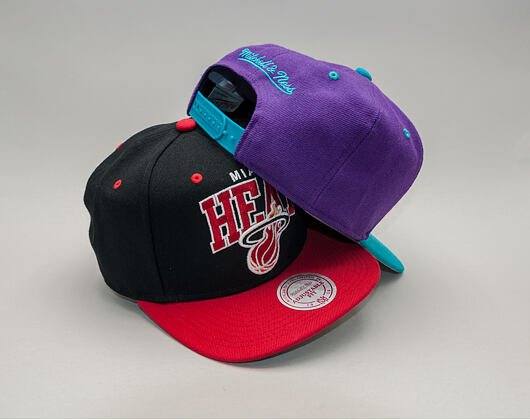 Kšiltovka Mitchell & Ness Team Arch Miami Heat Black Snapback