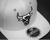Kšiltovka New Era Reflective PCK Chicago Bulls White 9FIFTY Snapback