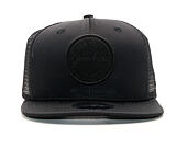 Kšiltovka New Era Emblem Trucker New York Yankees Black/Black 9FIFTY Snapback