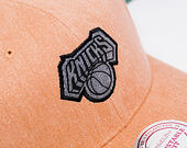 Kšiltovka Mitchell & Ness Washed Heather New York Knicks Orange Snapback