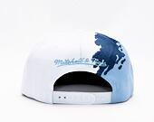 Kšiltovka Mitchell & Ness PAINTBRUSH SNAPBACK University Of North Carolina White / Blue