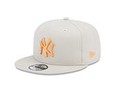 Kšiltovka New Era 9FIFTY MLB Side Patch New York Yankees Stone / Orange Glaze