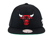 Kšiltovka Mitchell & Ness - NBA April Showers Snapback - Chicago Bulls - Black