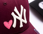 Dětská Kšiltovka New Era - MLB Heart Icon 9FORTY - NY Yankees - Burgundy