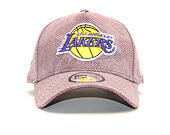 Kšiltovka New Era 9FORTY A-Frame Engineered Plus Los Angeles Lakers Maroon / Team Color Strapback
