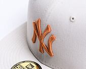 Kšiltovka New Era 59FIFTY MLB League Essential 5 New York Yankees Fitted Stone