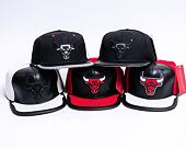 Kšiltovka Mitchell & Ness Day One Snapback Chicago Bulls White / Black