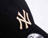 Kšiltovka New Era 9FORTY MLB League Essential New York Yankees Black / Oat Milk Beige