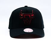 Kšiltovka Mitchell & Ness - NBA 404 Club Camo Pro Snapback - Chicago Bulls - Black