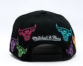 Kšiltovka Mitchell & Ness - NBA 404 Club Neon Pro Snapback - Chicago Bulls - Black